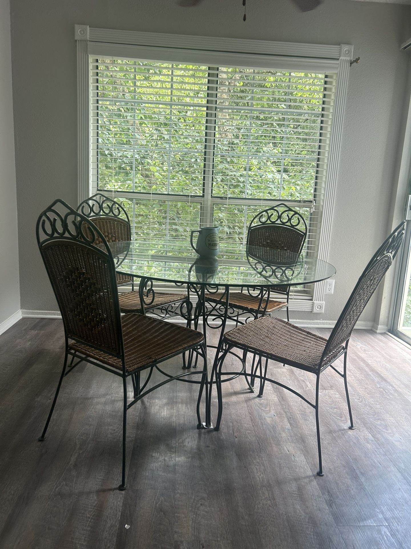 Glass Dining Table w Chairs