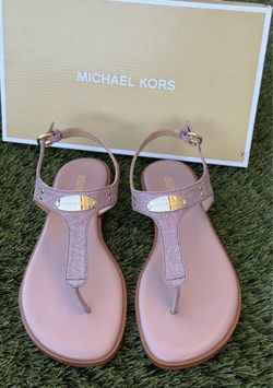 Michael Kors Sandals, New in Box, size 10/Huaraches MK Nuevos en caja talla 10