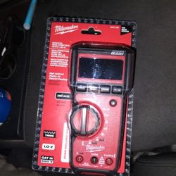 Milwaukee Digital Multimeter With LO Z