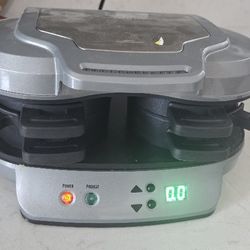 Hamilton Beach Dual Breakfast Sandwich Maker with Timer, Silver