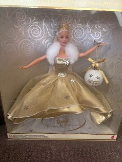 Vintage 2000 Celebration Barbie