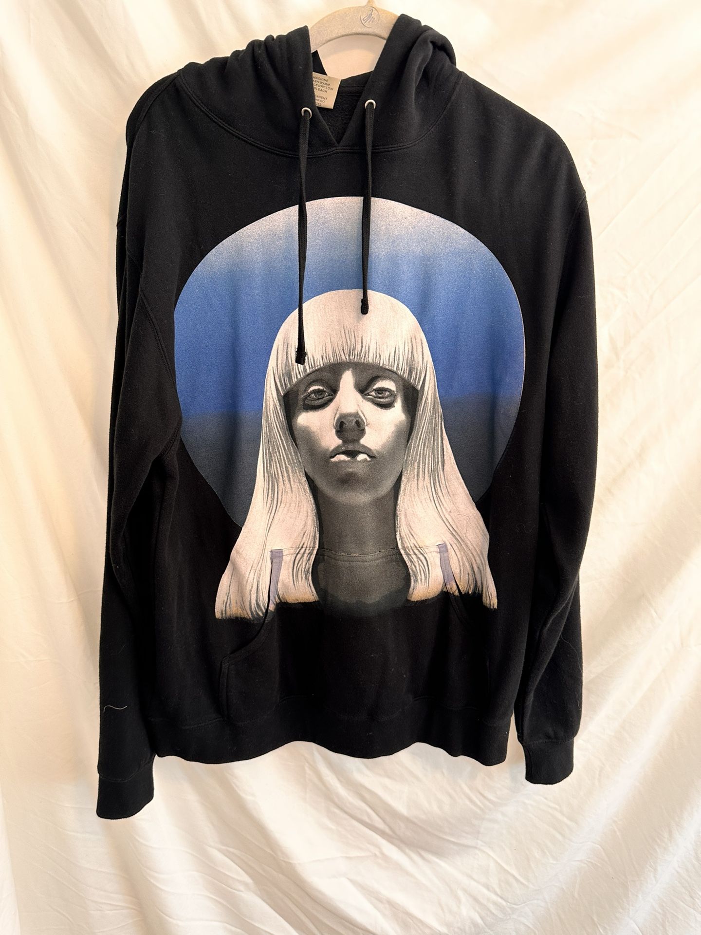 Lady Gaga Artpop Artrave Ball Tour Black Hoodie Jacket. Size Large. In Great Condition.