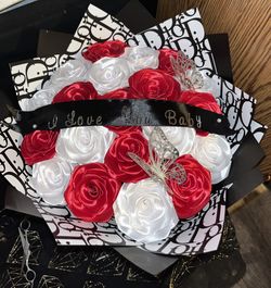 Eternal Roses Affordable Price