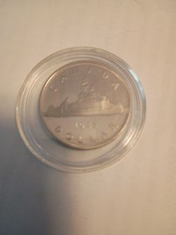 Canadian Silver Dollar 1985 Plastic Cover