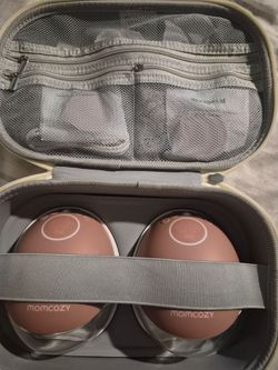 Momcozy Wearable Breast Pump Set with Case