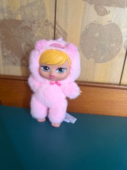 Cloe - Bratz Bratziez Iconz Seriez plush keychain