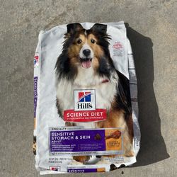 Hills Science Diet Sensitive Stomach & Skin Perfect Digestion 