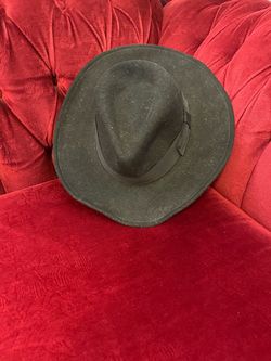 Black Felt Wide Brim Fedora Hat