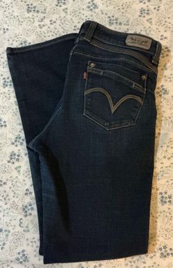 Levi women’s Jeans