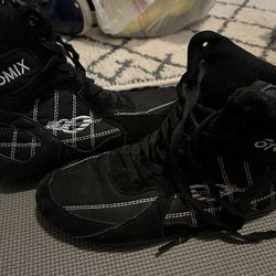 Black Otomix Weightlifting Shoes