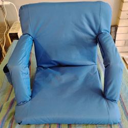 Alpcour Foldable Portable Stadium Chair Bleacher