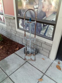 Dolly/Hand Truck (Used)