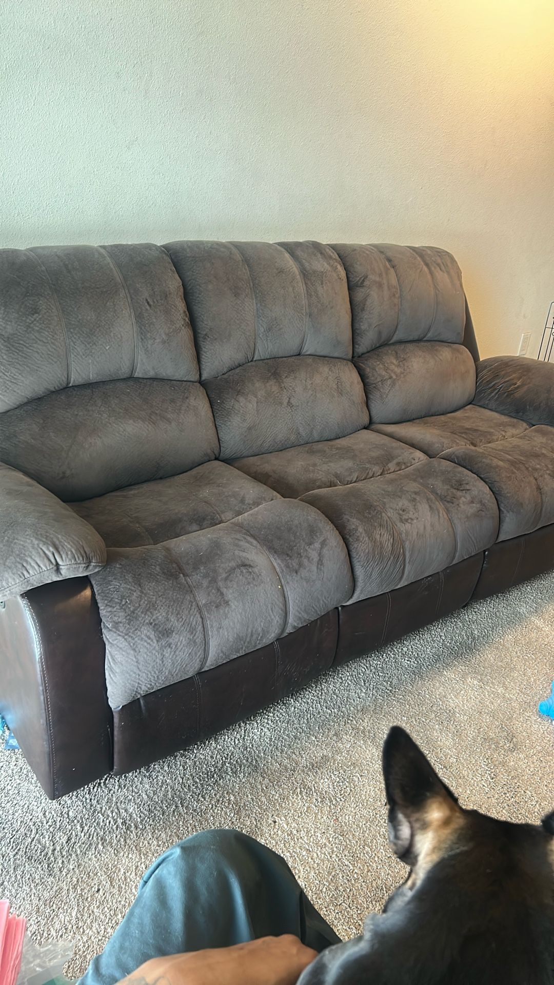 2 Seat Recliner Couch