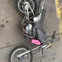 Yamaha dirt bike 