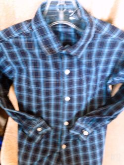 Cute Nautica shirt size 7