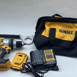 DEWALT XR 1/2-in 20-volt max Variable Speed Brushless Cordless Hammer Drill 1 -Batteries