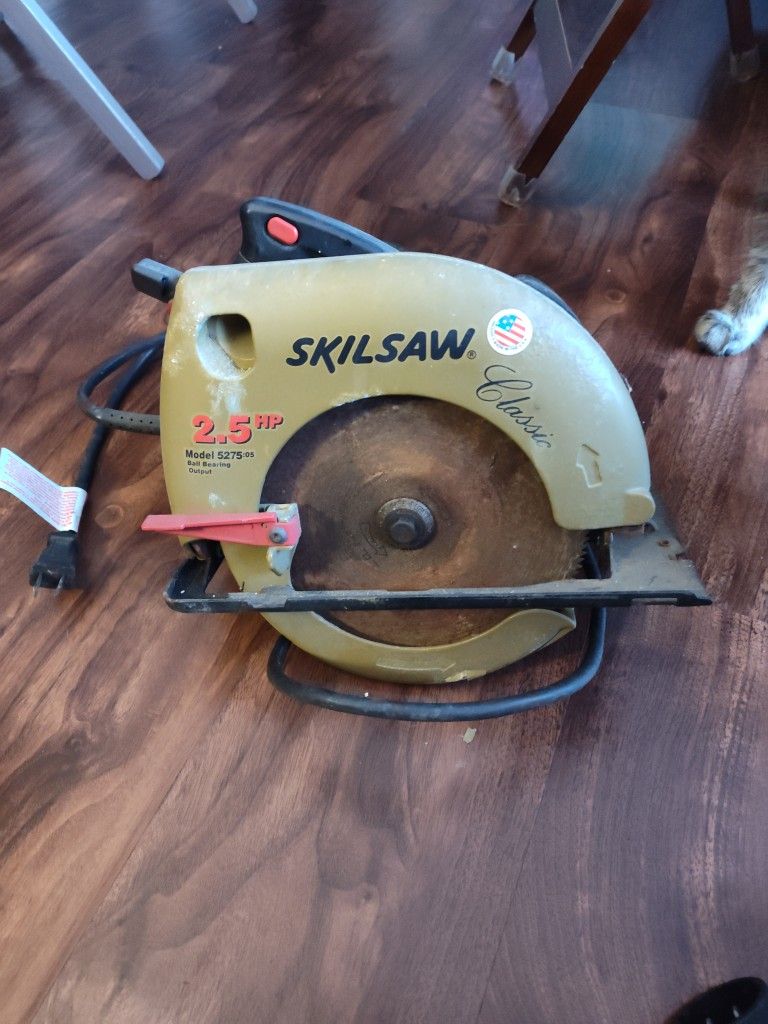 Skilsaw Classic 2.5 HP Saw