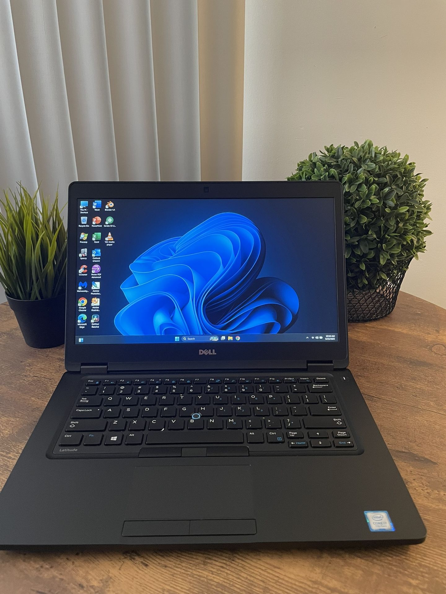 Dell latitude 5480 Laptop: 14” Display, Intel i7, 16GB Ram, 256GB SSD, Fully loaded Windows 11 Pro, Office 2021