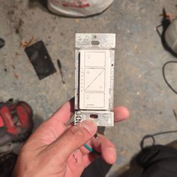 Lutron  caseta wireless dimmer