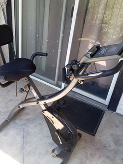 Slim Cycle Exercise Bike