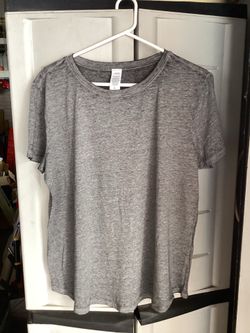 NEW  one dozen (12) women’s GRAY Tshirts size LARGE