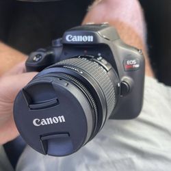 CANON Rebel T100
