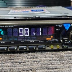 Old School Kenwood KDC-4011S