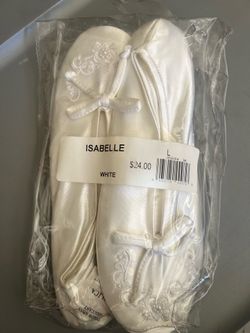 David’s Bridal Isabelle White Wedding Slippers Size Large
