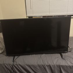 40” Smart TV