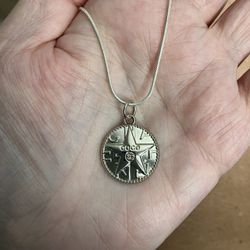 LUXURY CHARM NECKLACE 