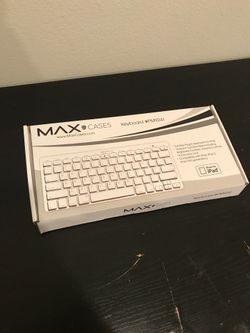 iPad plug-in keyboard