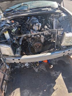 06 5.7 hemi engine