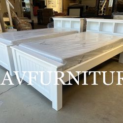 2 Twin Beds And Memory Foam Mattresses 