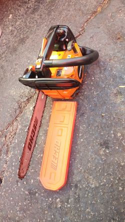 ECHO CS-271T CHAINSAW COMMERCIAL!  ALMOST NEW!  USED ONLY SOMETIMES!   SIZE 12’!