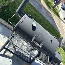 Smoker BBQ Grill