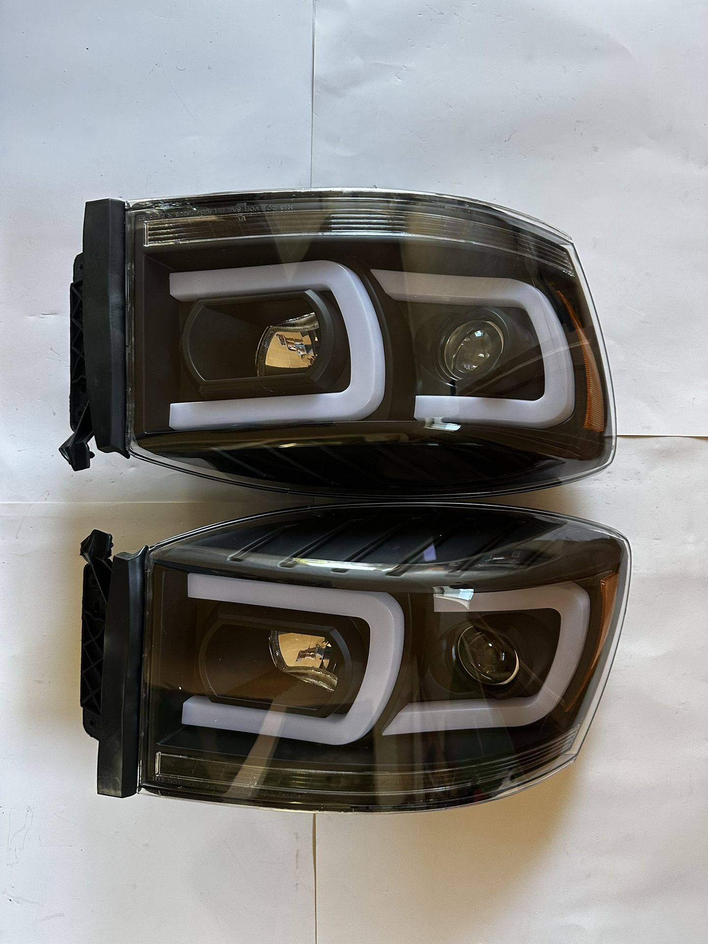 Dodge Ram 1500/2500/3500 LED DRL Headlight Year 2006-2009