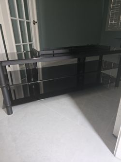 Tv stand table, 2 side tables and a tv stand leg