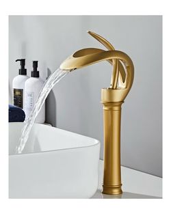 Bathroom Faucet Vessel Sink Antique Gold Waterfall Spout Single Handle One Hole Vanity Bowl Basin Lavatory Brass Creative Hollowed Tall Body Design Fa