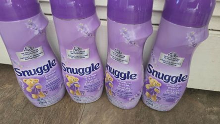 Snuggle laundry scent booster set bundle 4 new