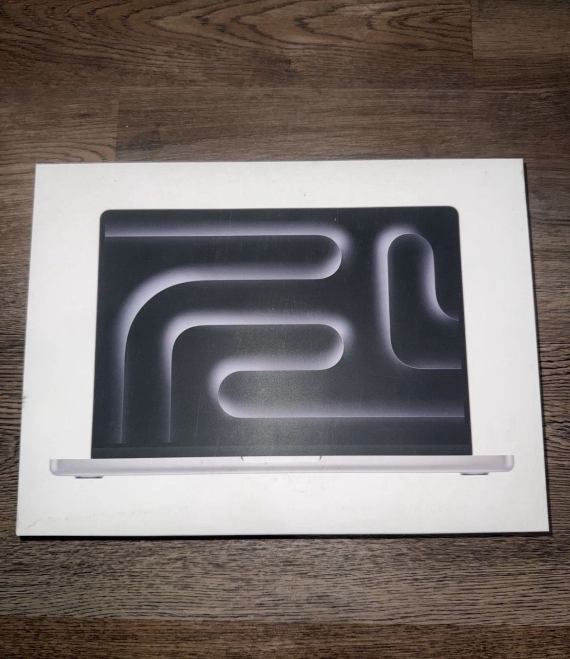 14” Apple MacBook Pro m4 chip 16gb 512gb