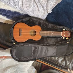 Ukulele With Soft Case