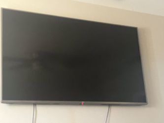 70 In LG Smart TV