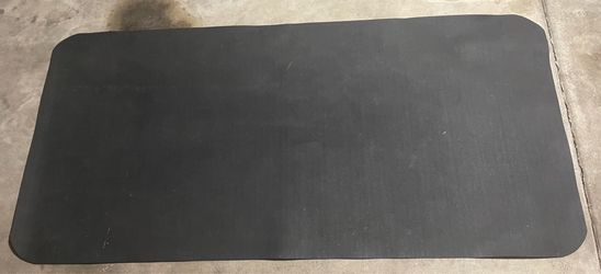 Mat / Workout Equipment Universal Floor Protection Mat Black / 79”x37”