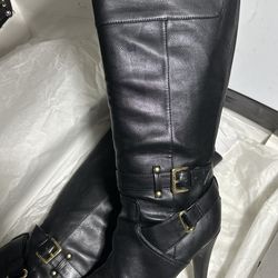 Guess boot/heels size 9