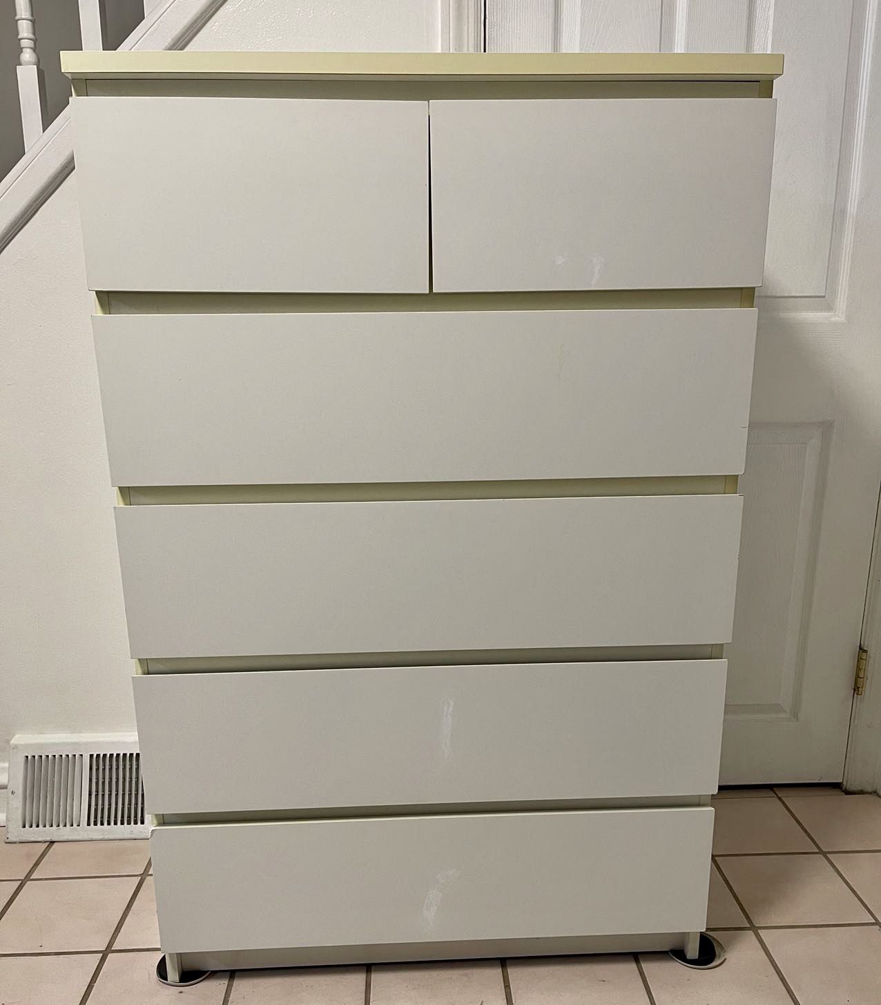 IKEA Dresser Chest Of Drawers Like New 