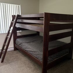 FULL SIZE BUNK BED 