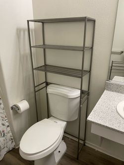 Bathroom shelving