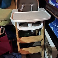 Cool OXO  wooden high-chair