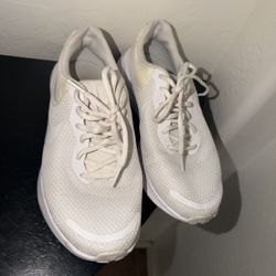 White Nike Shoes Size 7.5 They Run Like Size 7