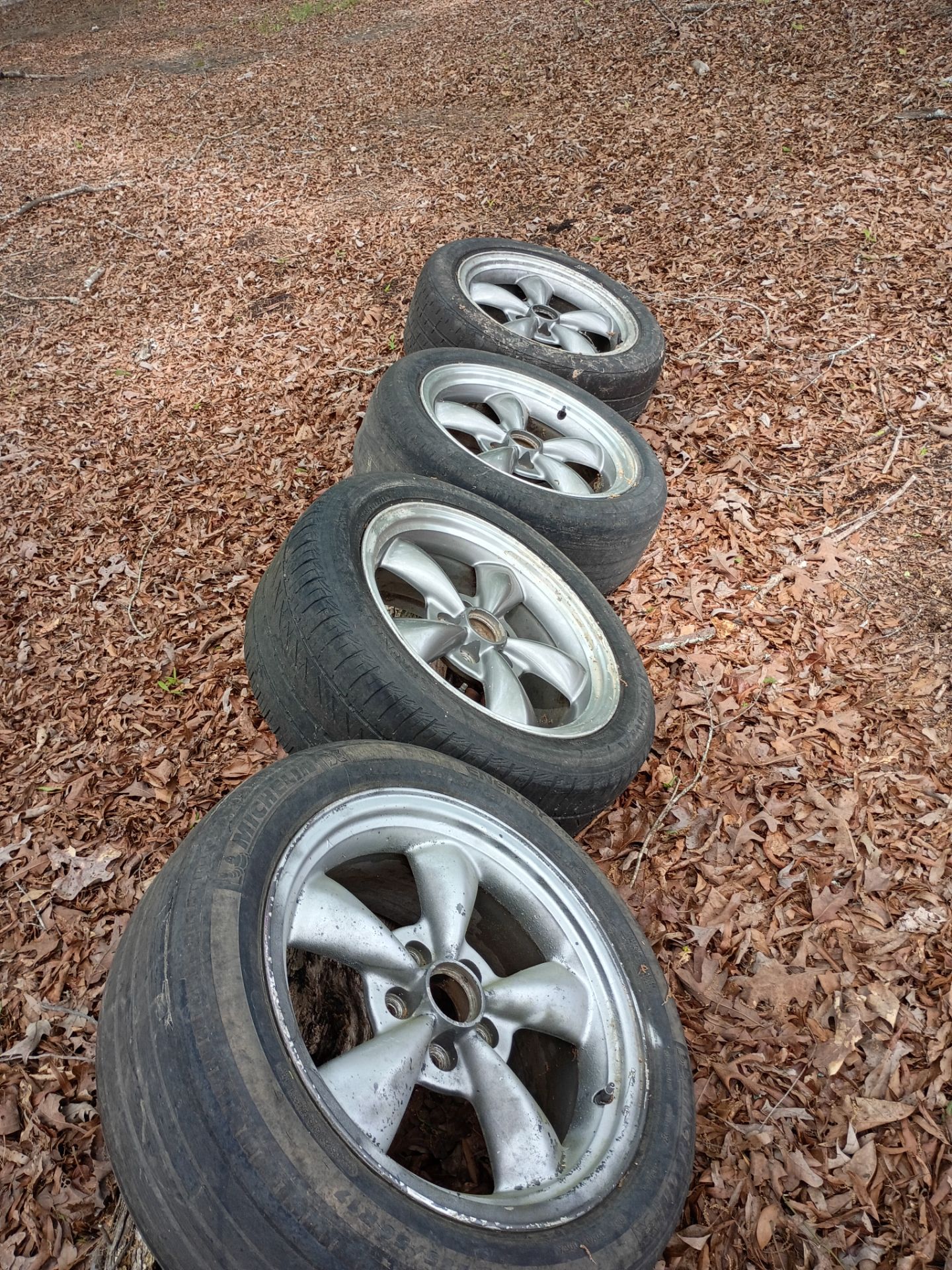 17 inch mustang gt rims